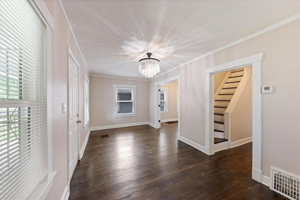 5723 Brooklyn Avenue — photo 4