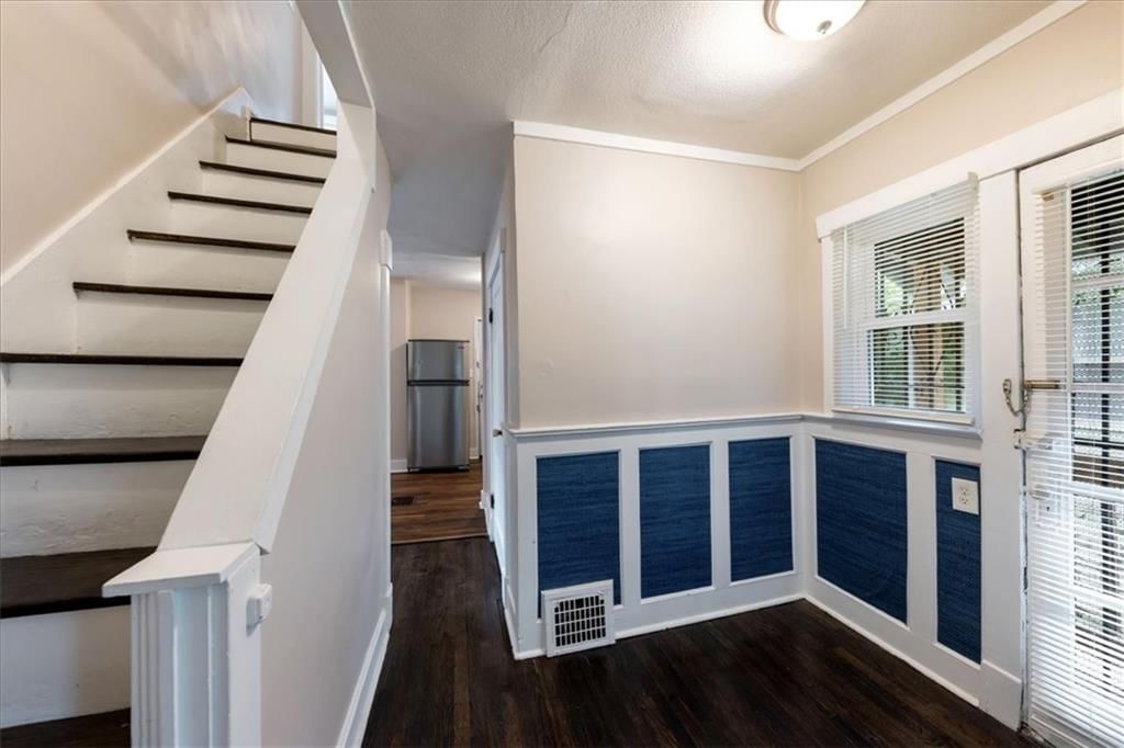 5723 Brooklyn Avenue — photo 7