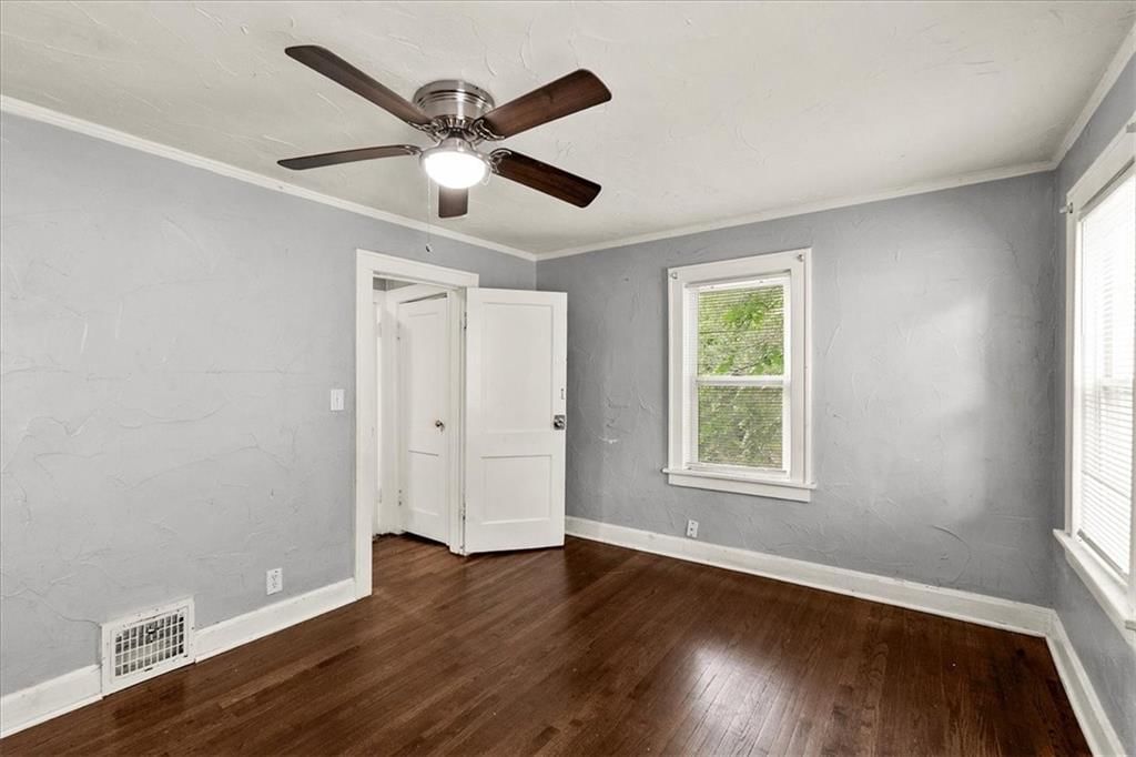 5617 Olive Street — photo 19