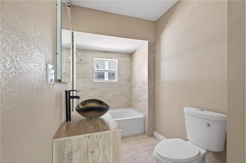 6821 Monroe Avenue — photo 17
