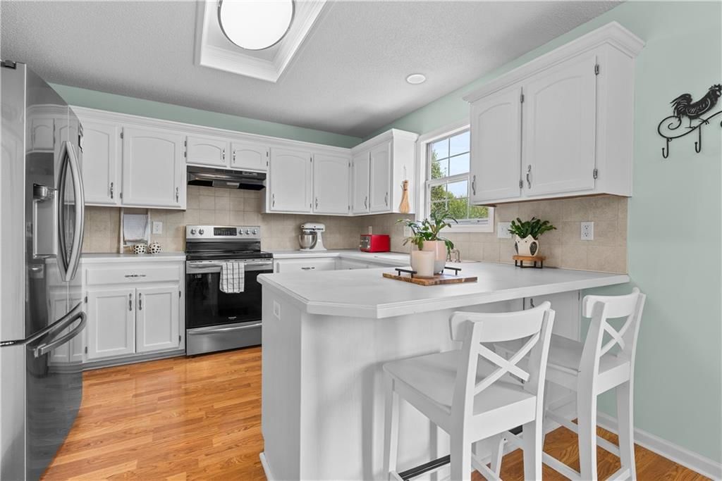 2102 Grant Circle — photo 11