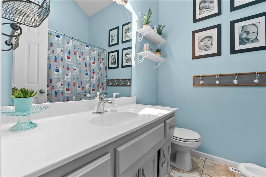 2102 Grant Circle — photo 17