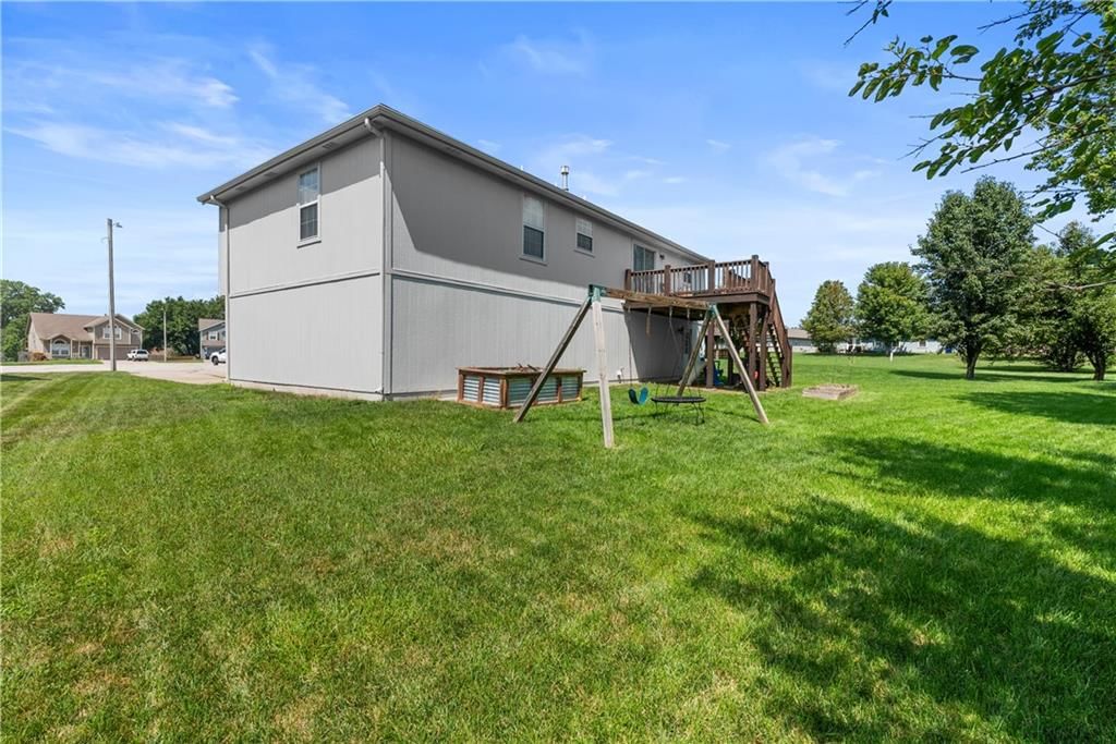 2102 Grant Circle — photo 27