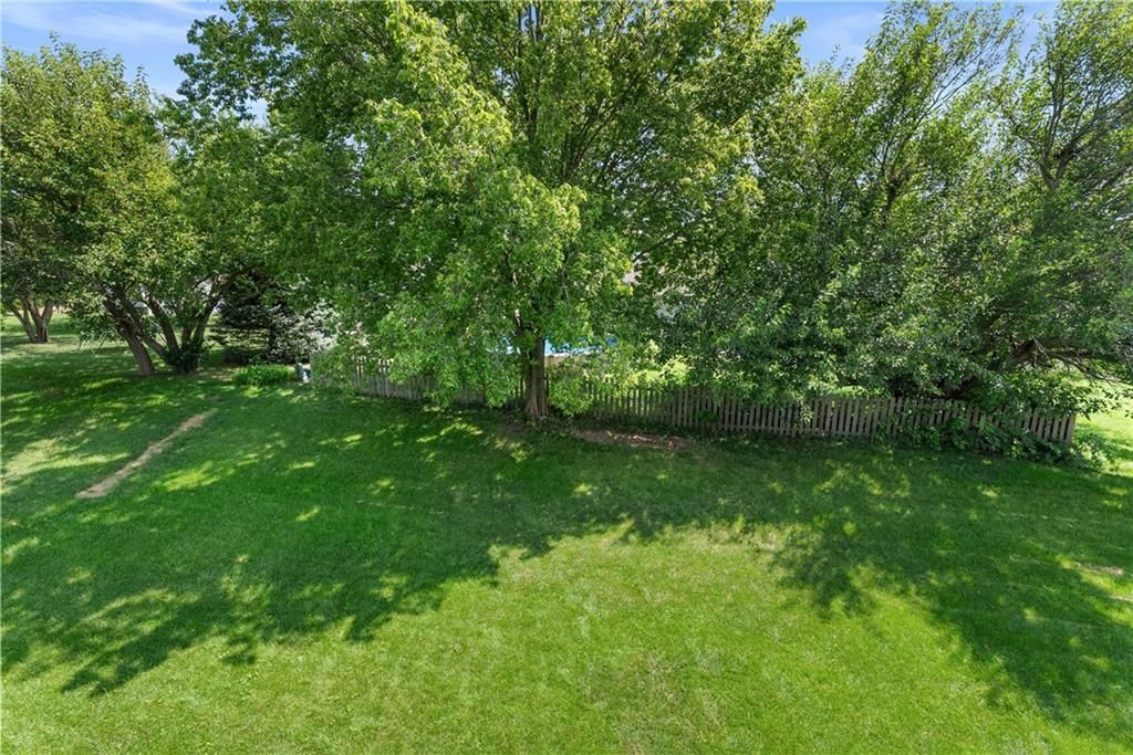 2102 Grant Circle — photo 29
