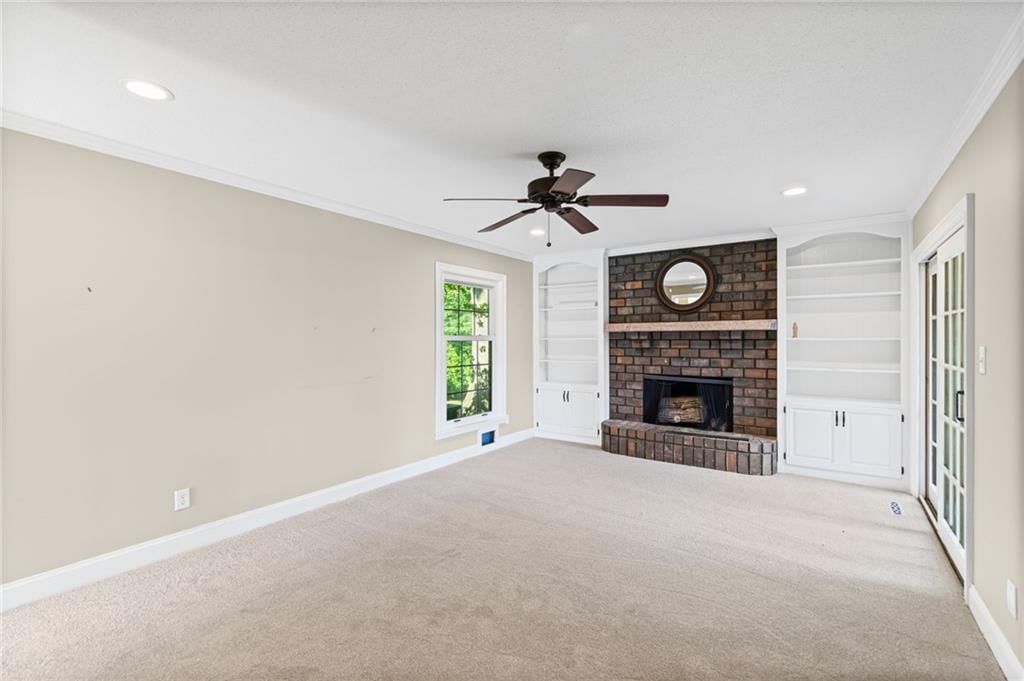 320 SE Westwind Drive — photo 10