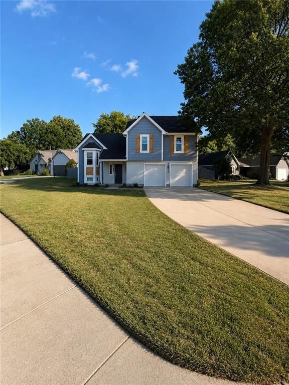 412 Deerfield Court — photo 2