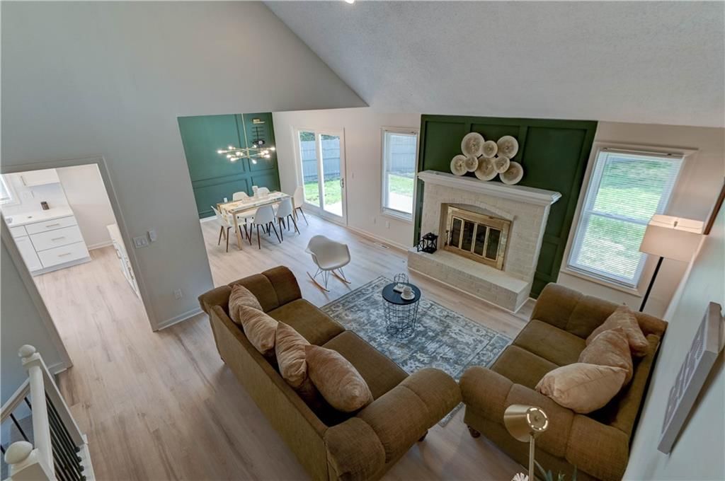 412 Deerfield Court — photo 3