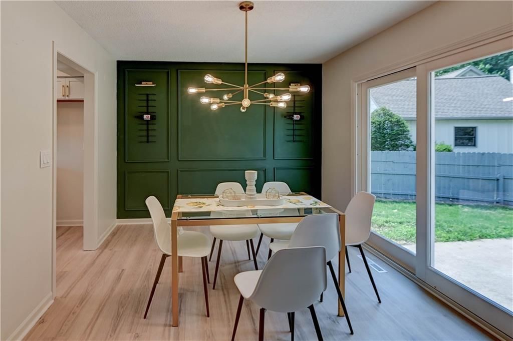 412 Deerfield Court — photo 5