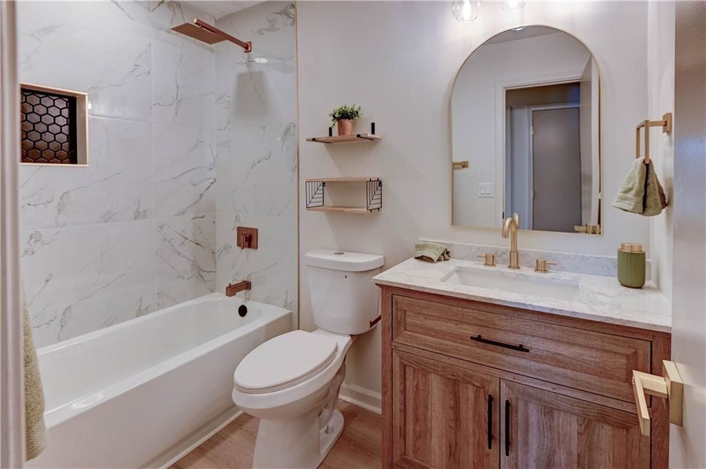 412 Deerfield Court — photo 12