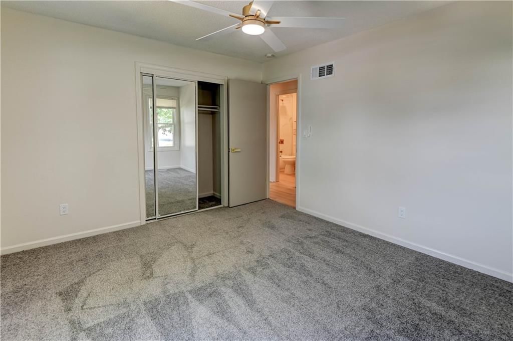 412 Deerfield Court — photo 19