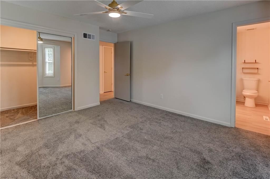 412 Deerfield Court — photo 22