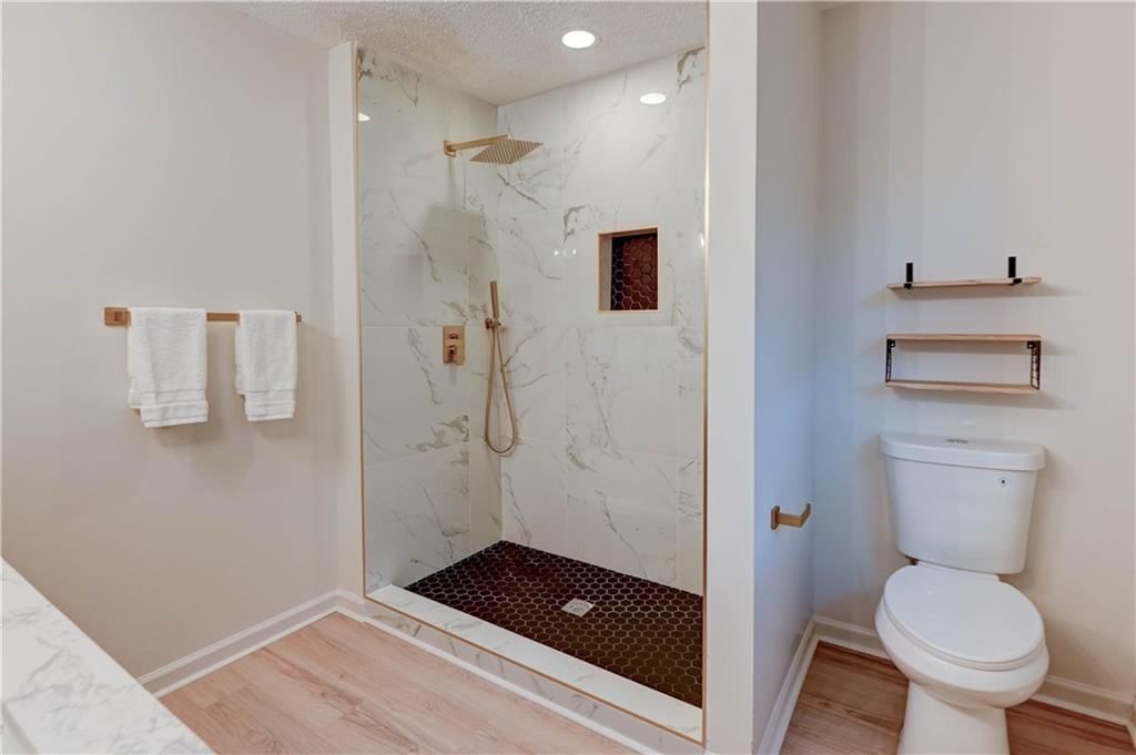 412 Deerfield Court — photo 24