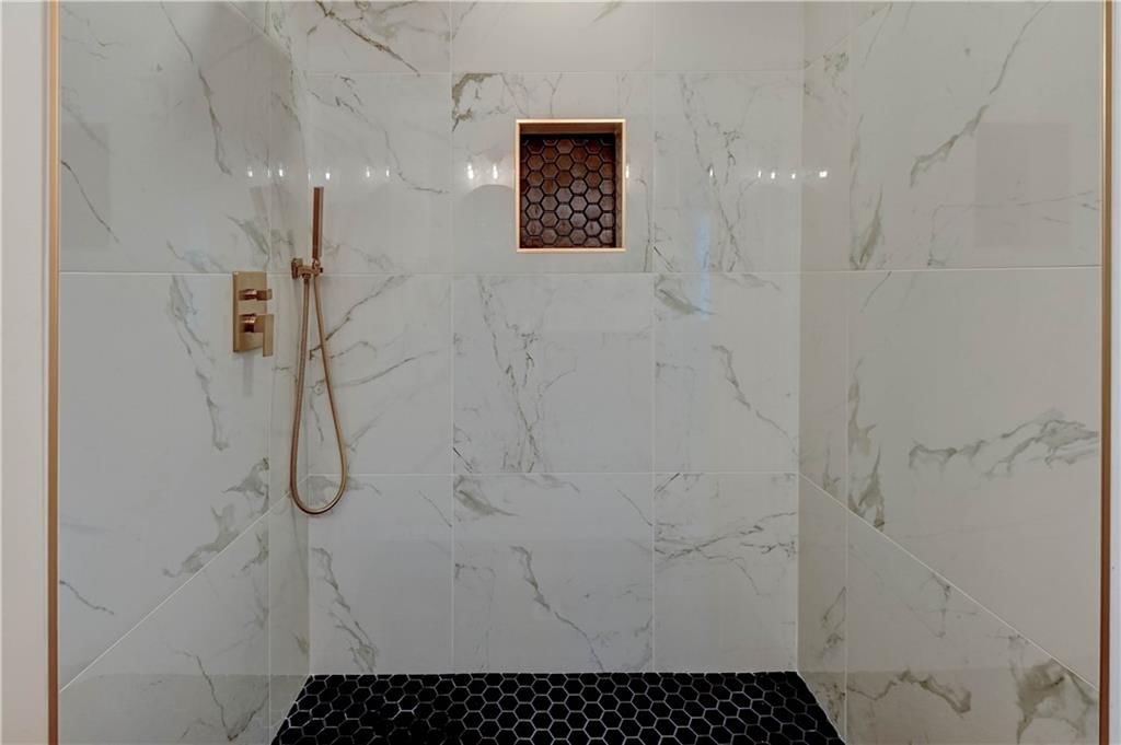 412 Deerfield Court — photo 26