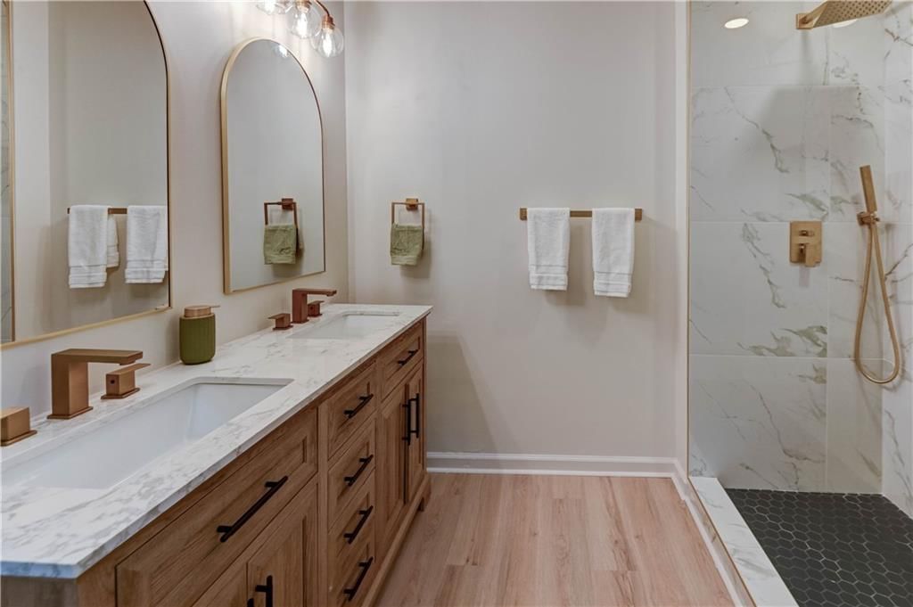 412 Deerfield Court — photo 27