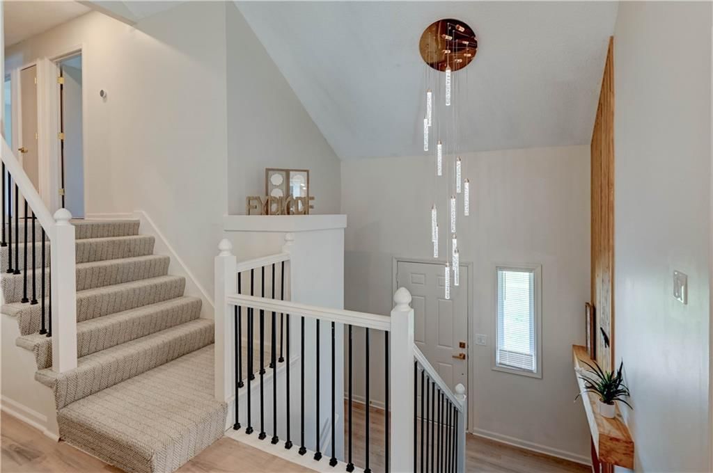 412 Deerfield Court — photo 31