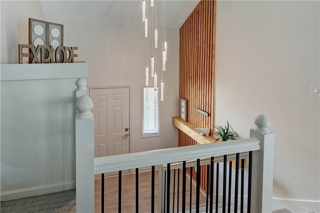 412 Deerfield Court — photo 32