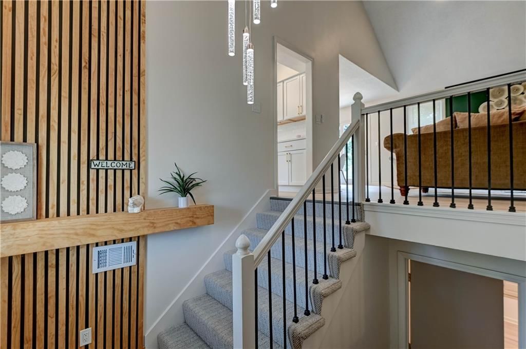 412 Deerfield Court — photo 33