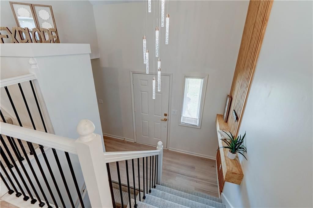 412 Deerfield Court — photo 35