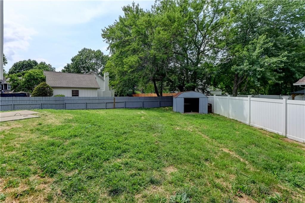 412 Deerfield Court — photo 53