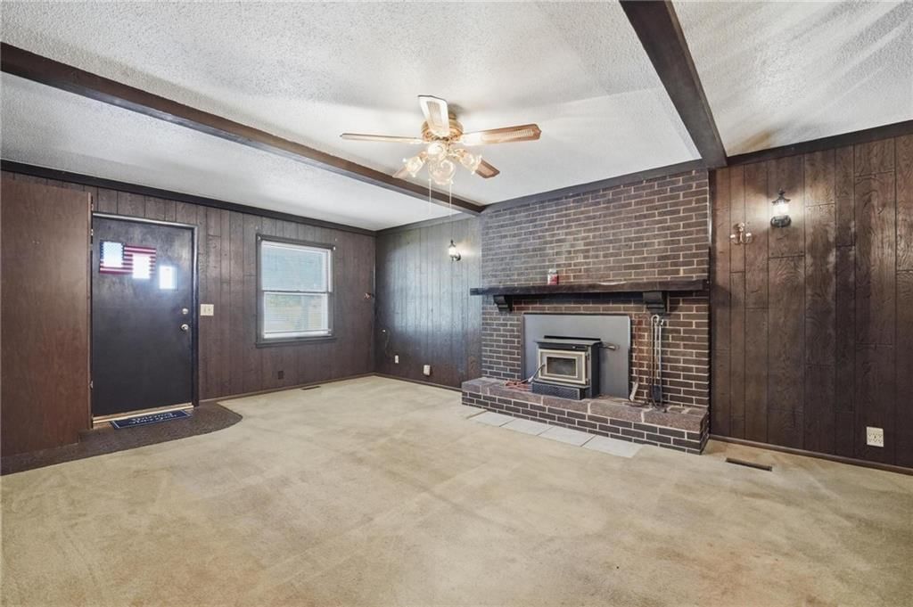 483 NE Meadowbrook Road — photo 9