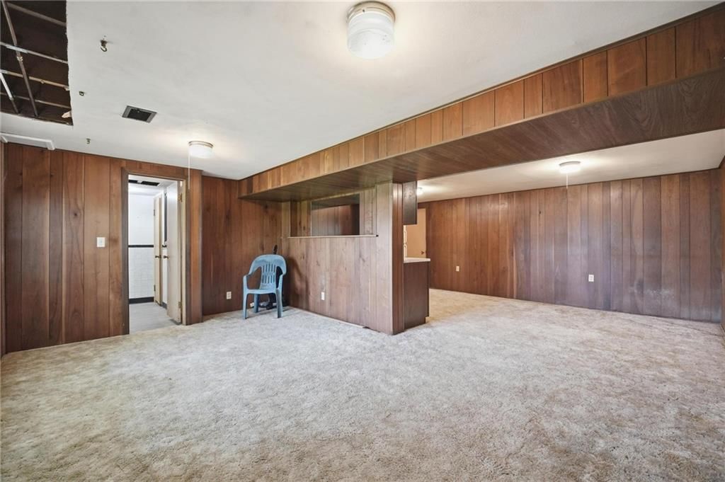 483 NE Meadowbrook Road — photo 31