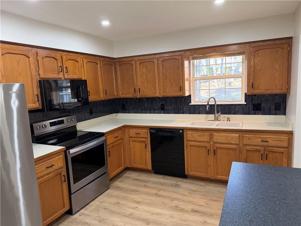 2212 S 19th Terrace — photo 15