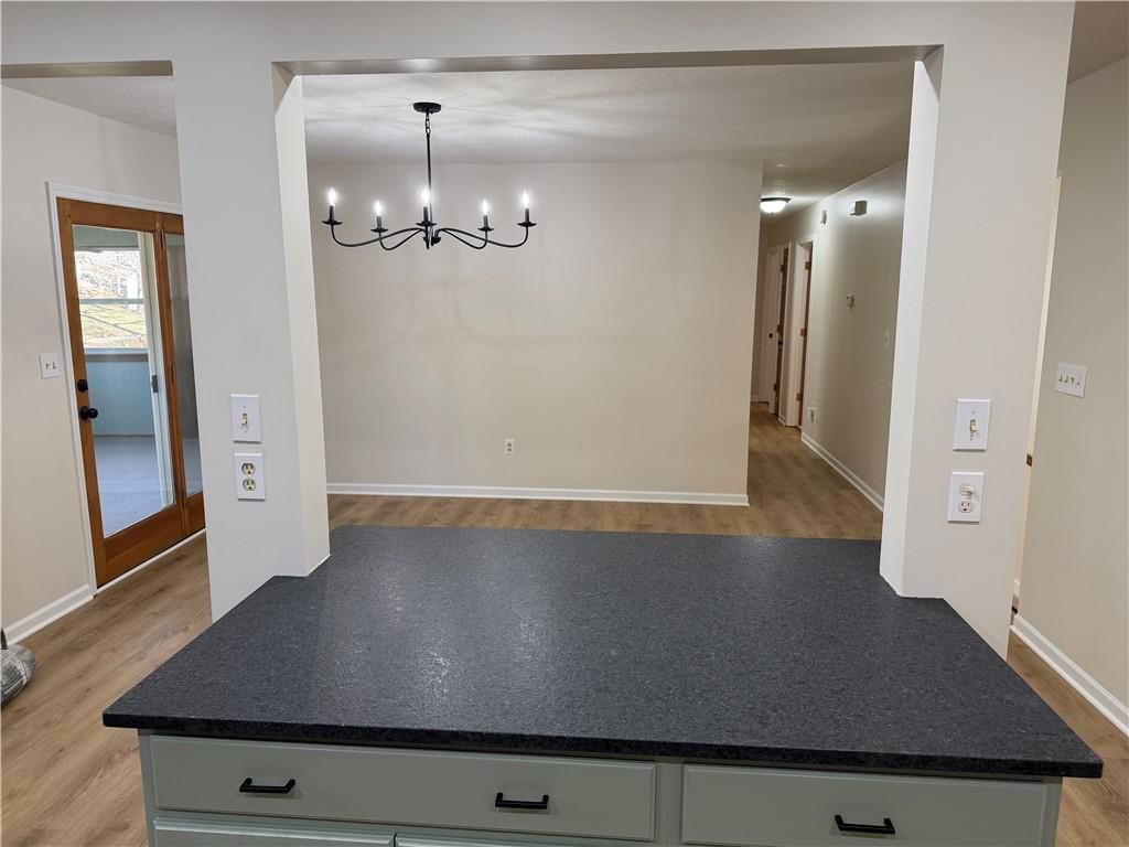 2212 S 19th Terrace — photo 18
