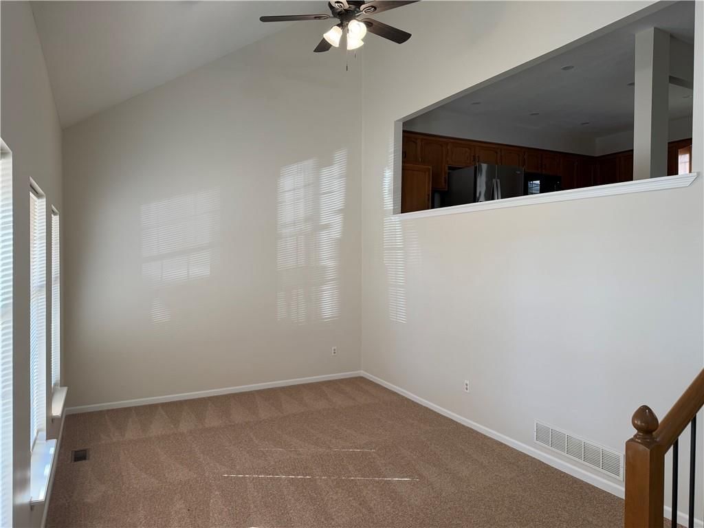2212 S 19th Terrace — photo 21