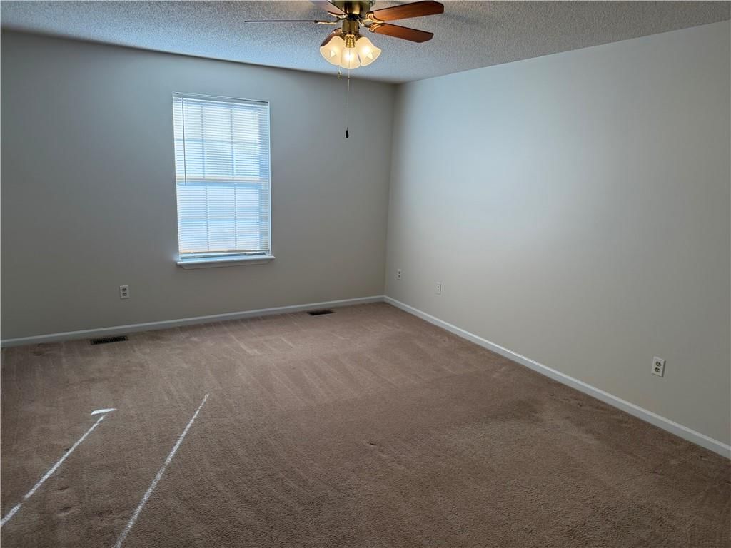 2212 S 19th Terrace — photo 28
