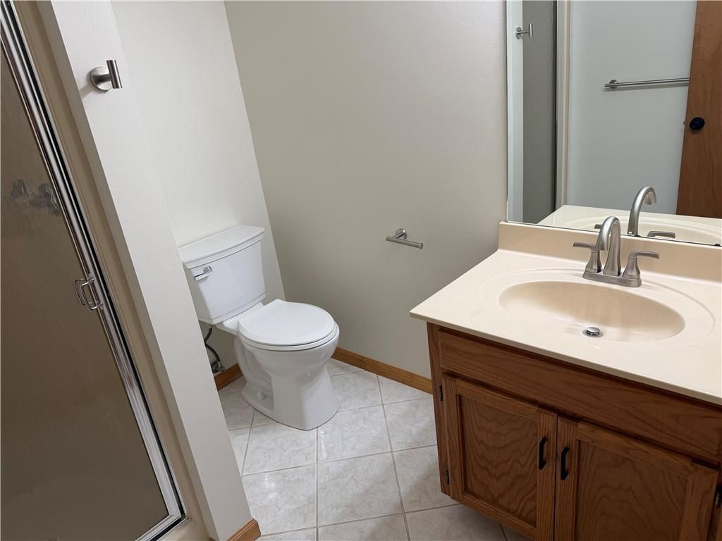 2212 S 19th Terrace — photo 40