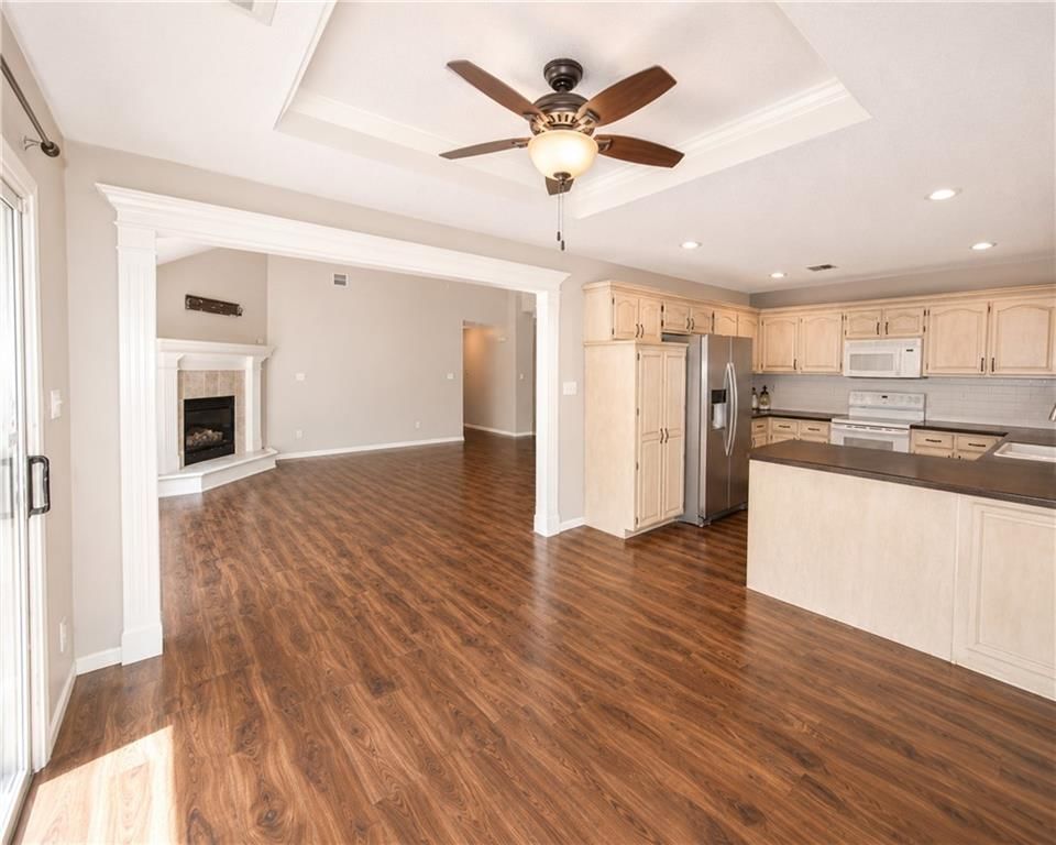 1521 SE DALTON Drive — photo 5