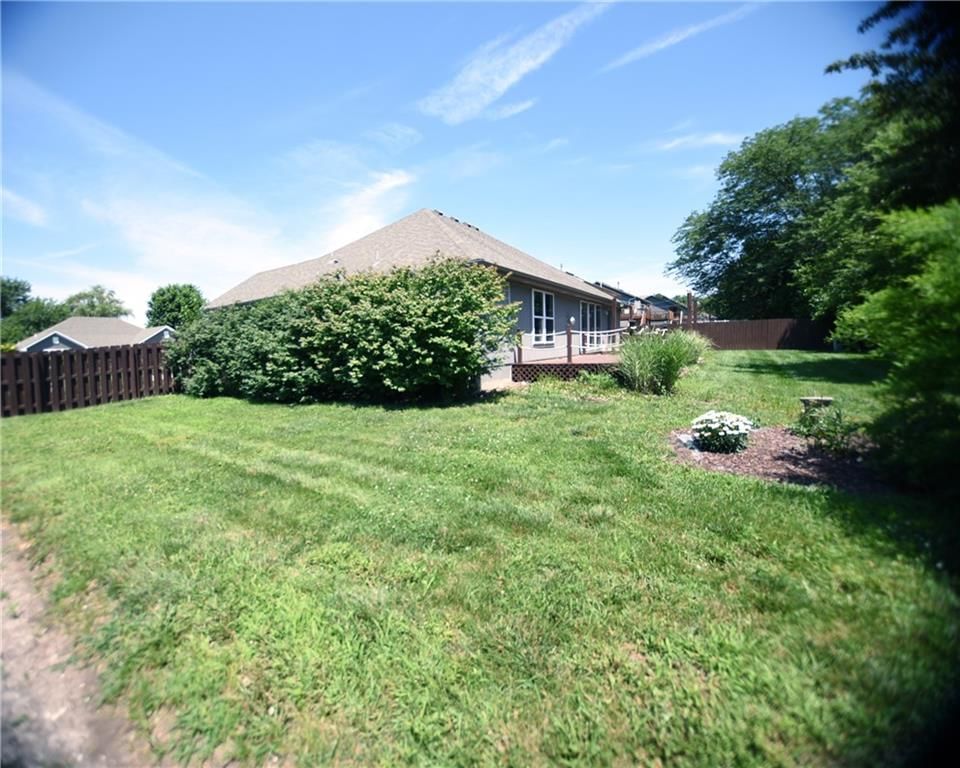 1521 SE DALTON Drive — photo 24