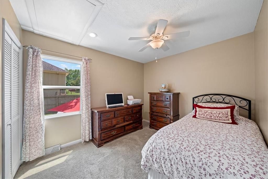 14213 W 94th Street — photo 14