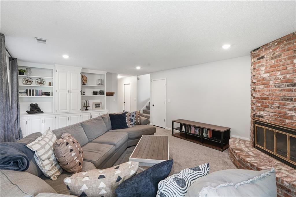 8531 Long Street — photo 25