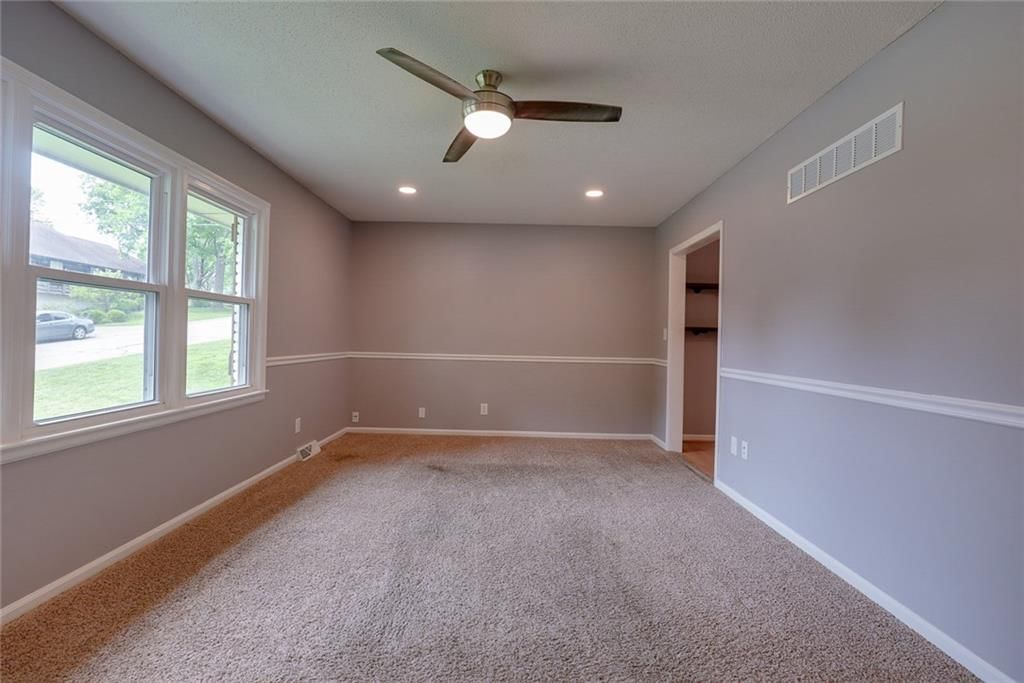 1400 NANCY Lane — photo 4