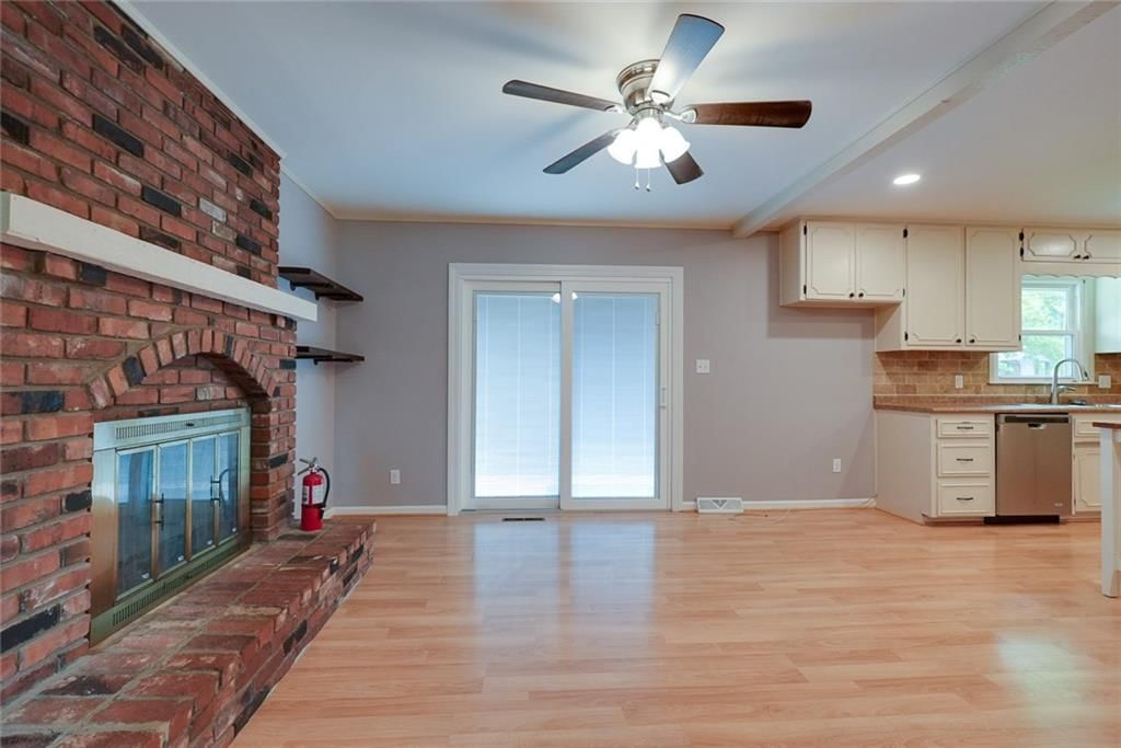 1400 NANCY Lane — photo 6