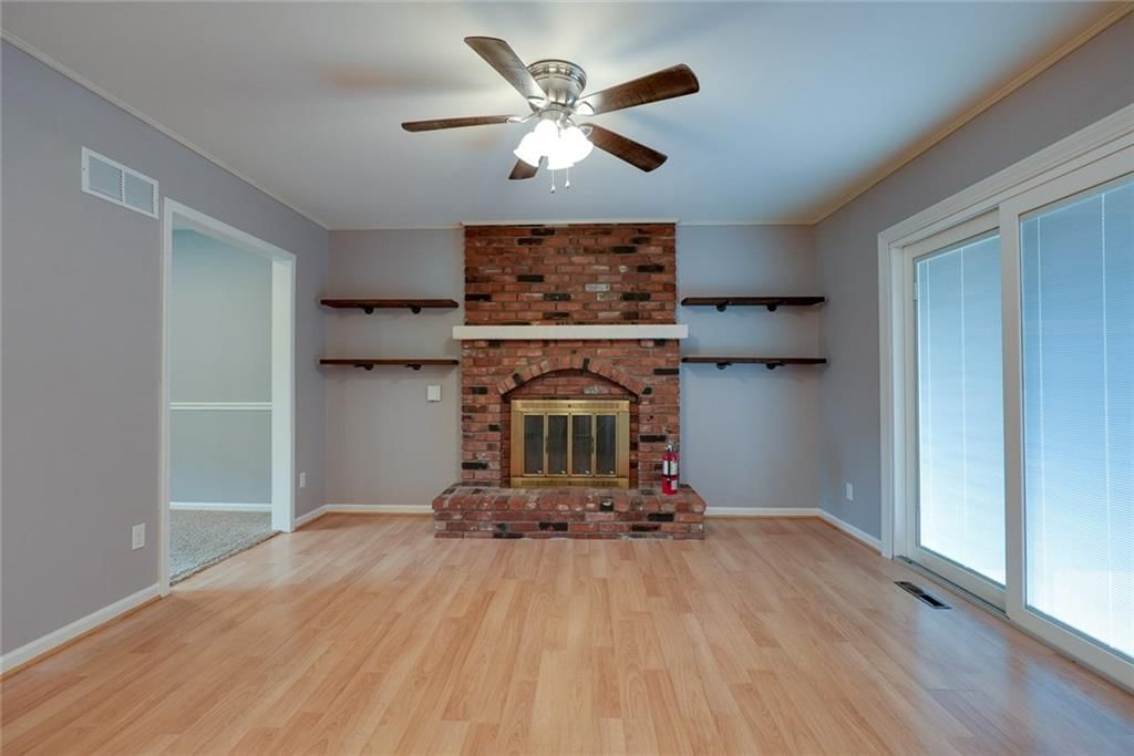 1400 NANCY Lane — photo 8
