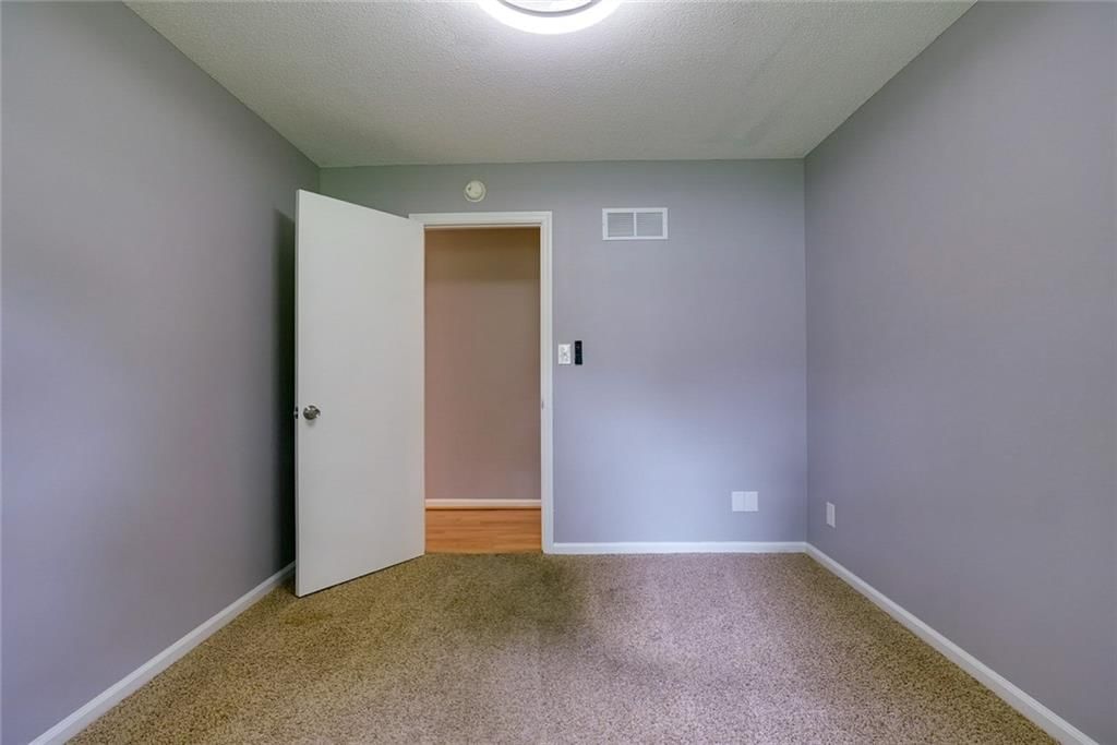 1400 NANCY Lane — photo 14