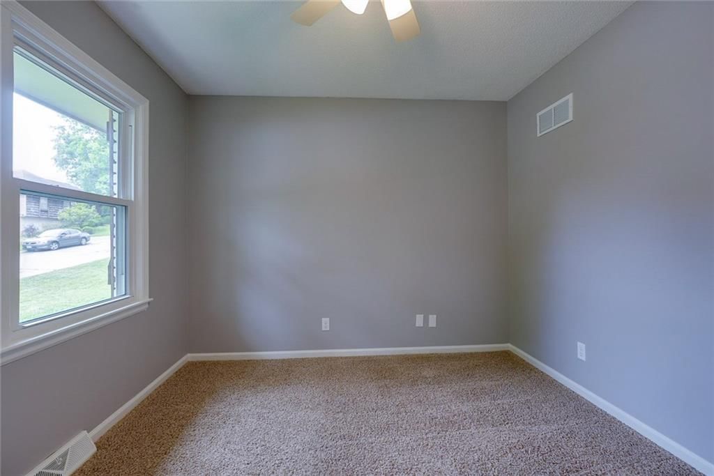 1400 NANCY Lane — photo 15
