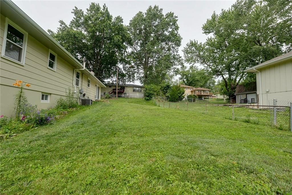 1400 NANCY Lane — photo 30