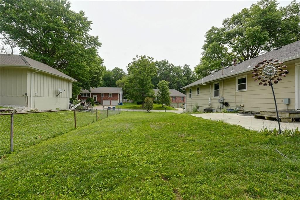 1400 NANCY Lane — photo 32