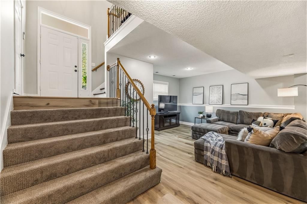 13939 W 150 Terrace — photo 27