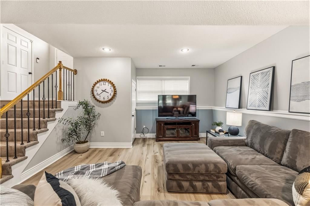 13939 W 150 Terrace — photo 28