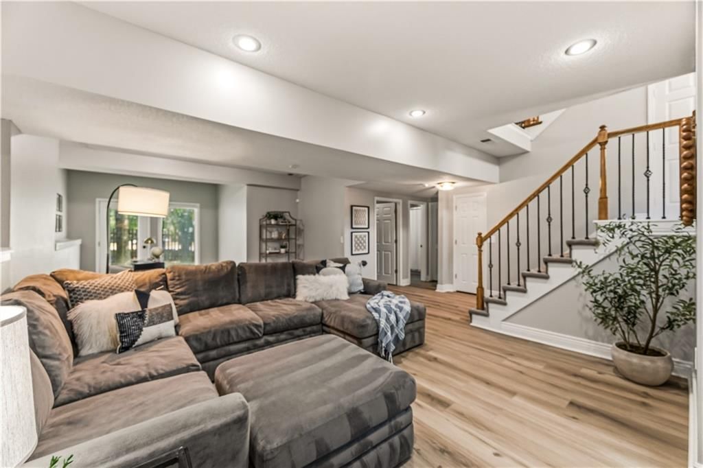 13939 W 150 Terrace — photo 29