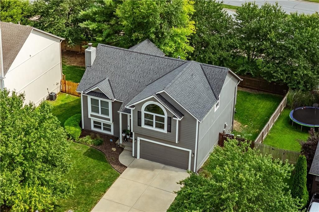 13939 W 150 Terrace — photo 39