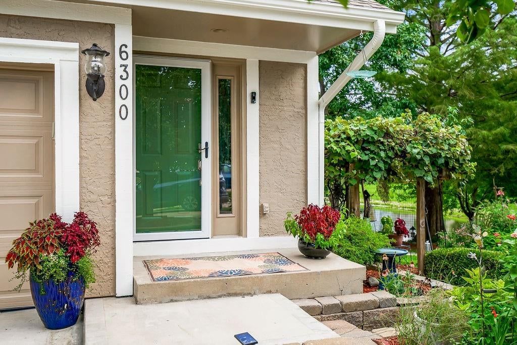 6300 NW 82nd Court — photo 4