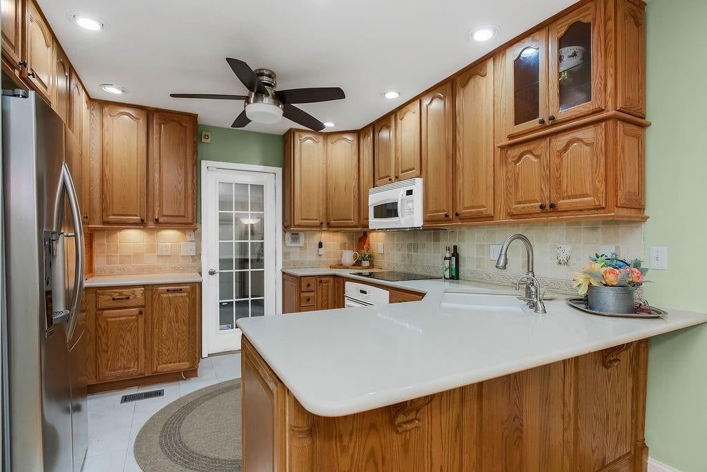 6300 NW 82nd Court — photo 11