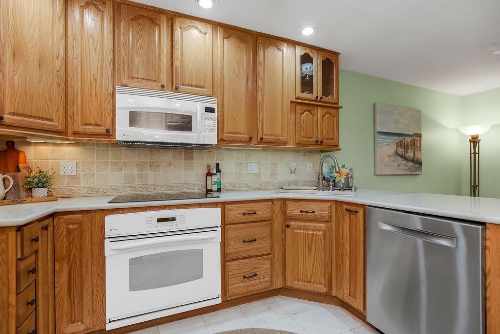 6300 NW 82nd Court — photo 13