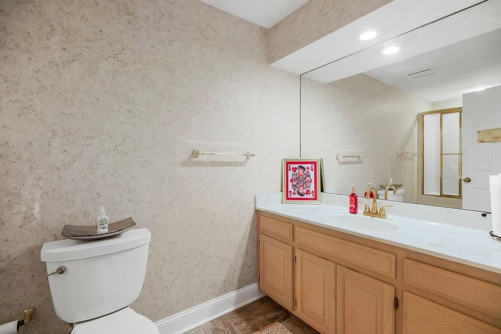6300 NW 82nd Court — photo 25