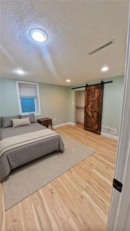 2100 Peach Street — photo 10